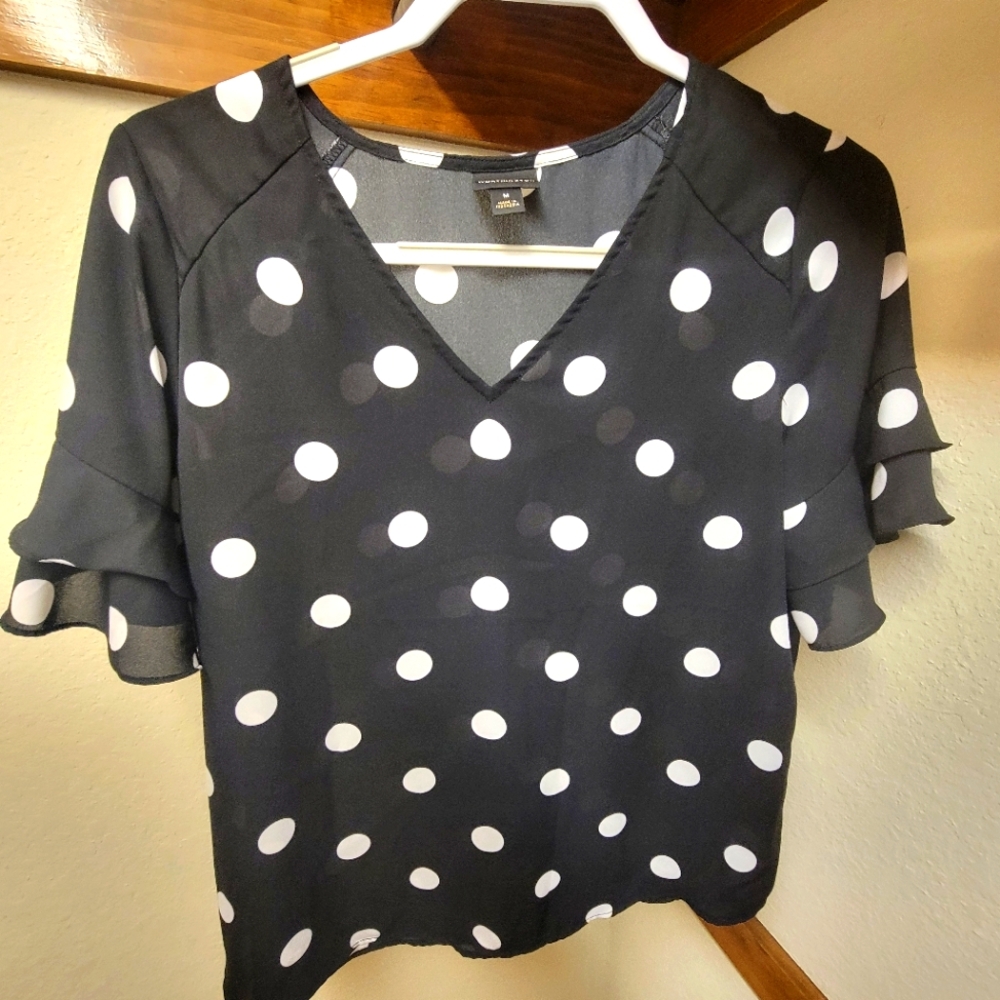 Worthington medium polka dot blouse